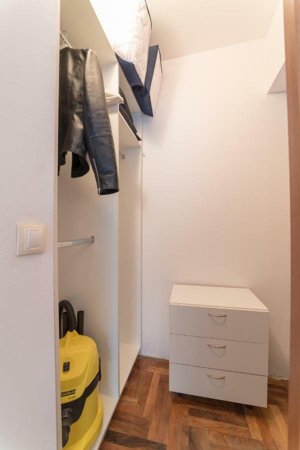 Comfort.chic.charming With Terrace Near Ndk Apartament *