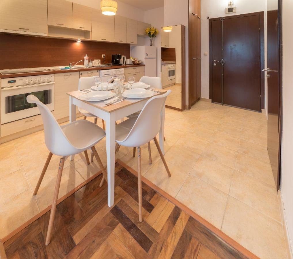 Comfort.chic.charming With Terrace Near Ndk Sofia